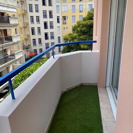 Beau Studio En Plein Centre De مينتون المظهر الخارجي الصورة